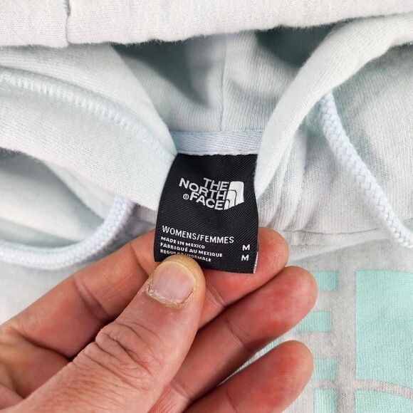 THE NORTH FACE Women's Half Dome Pullover Hoodie Size M Light Ice Blue Sweater - Picture 11 of 11